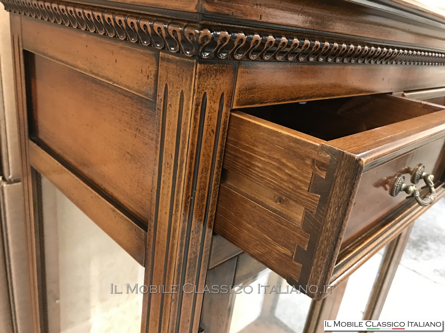 vetrinetta bassa classica